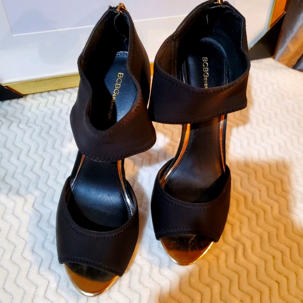 BCBG heels
